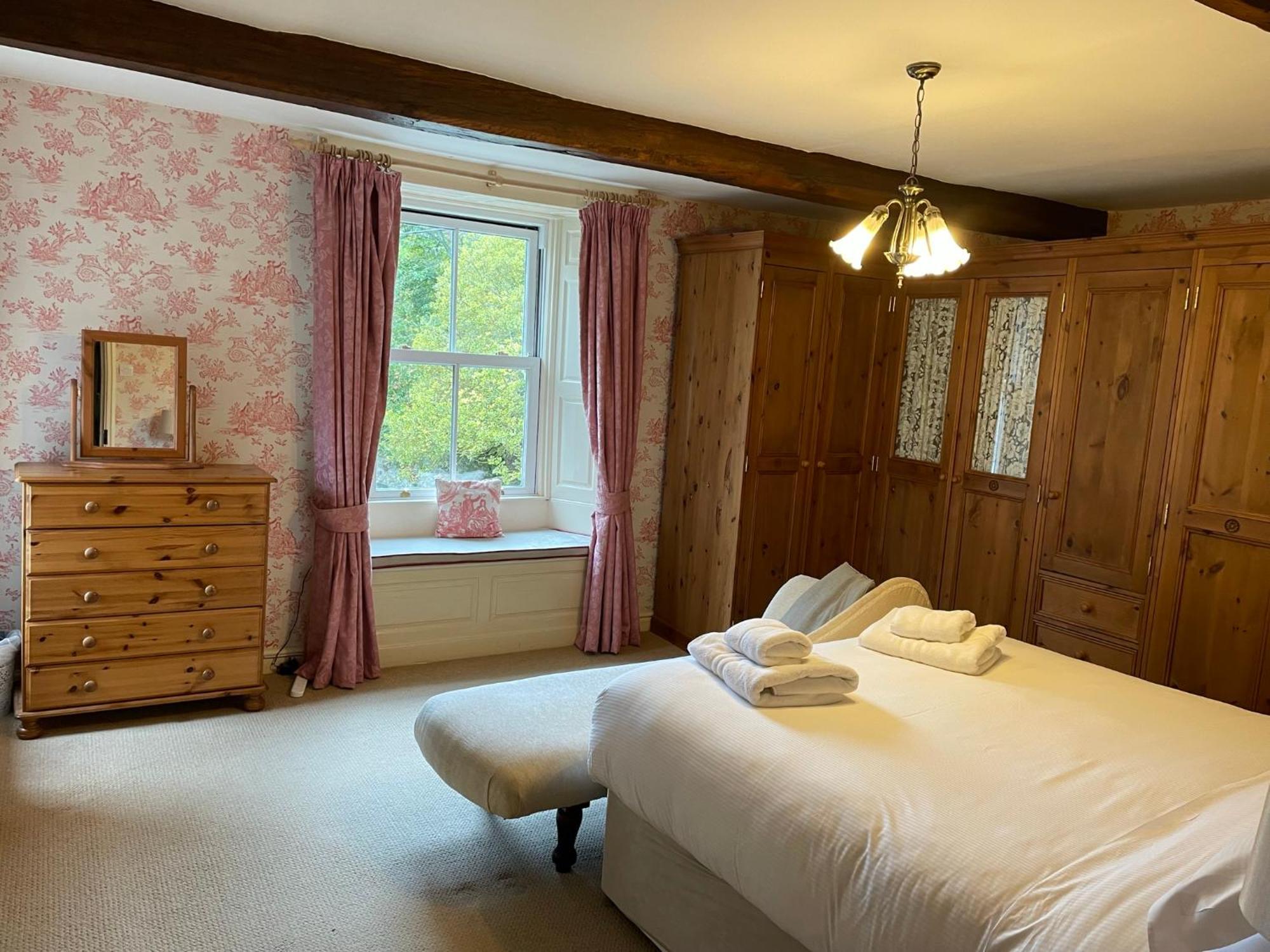 Ashfield House Hotel Grassington Szoba fotó The bedroom at The Old Vicarage
